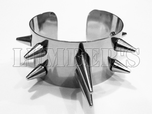Nieten-Armband